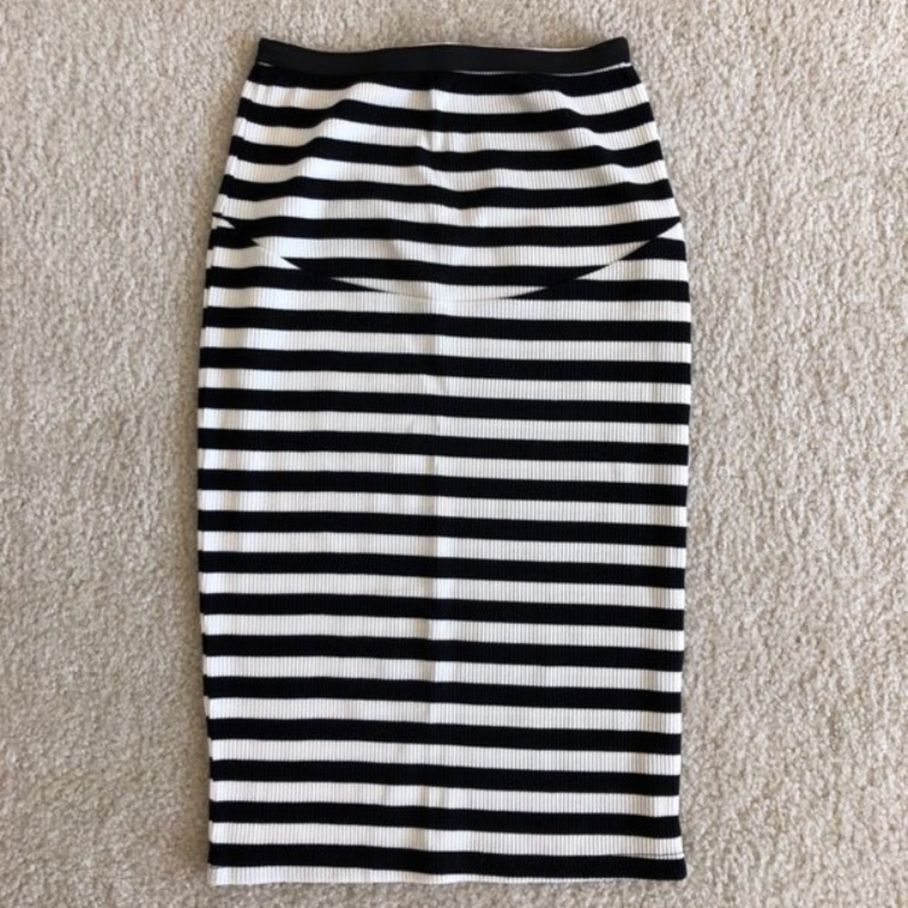 Maternity skirt